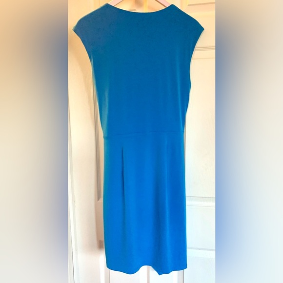 Flattering Blue Dress - Picture 3 of 5